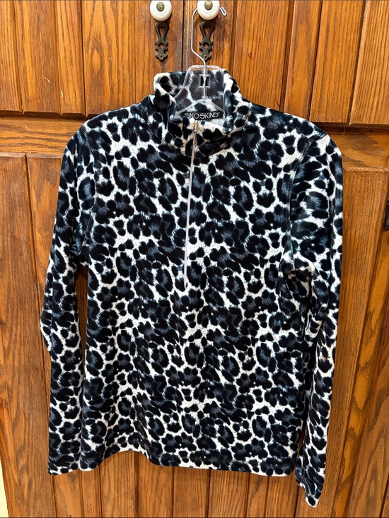 SNO SKINS Tops - SNO SKINS Black & White fleece 1/4 zip pullover  size small